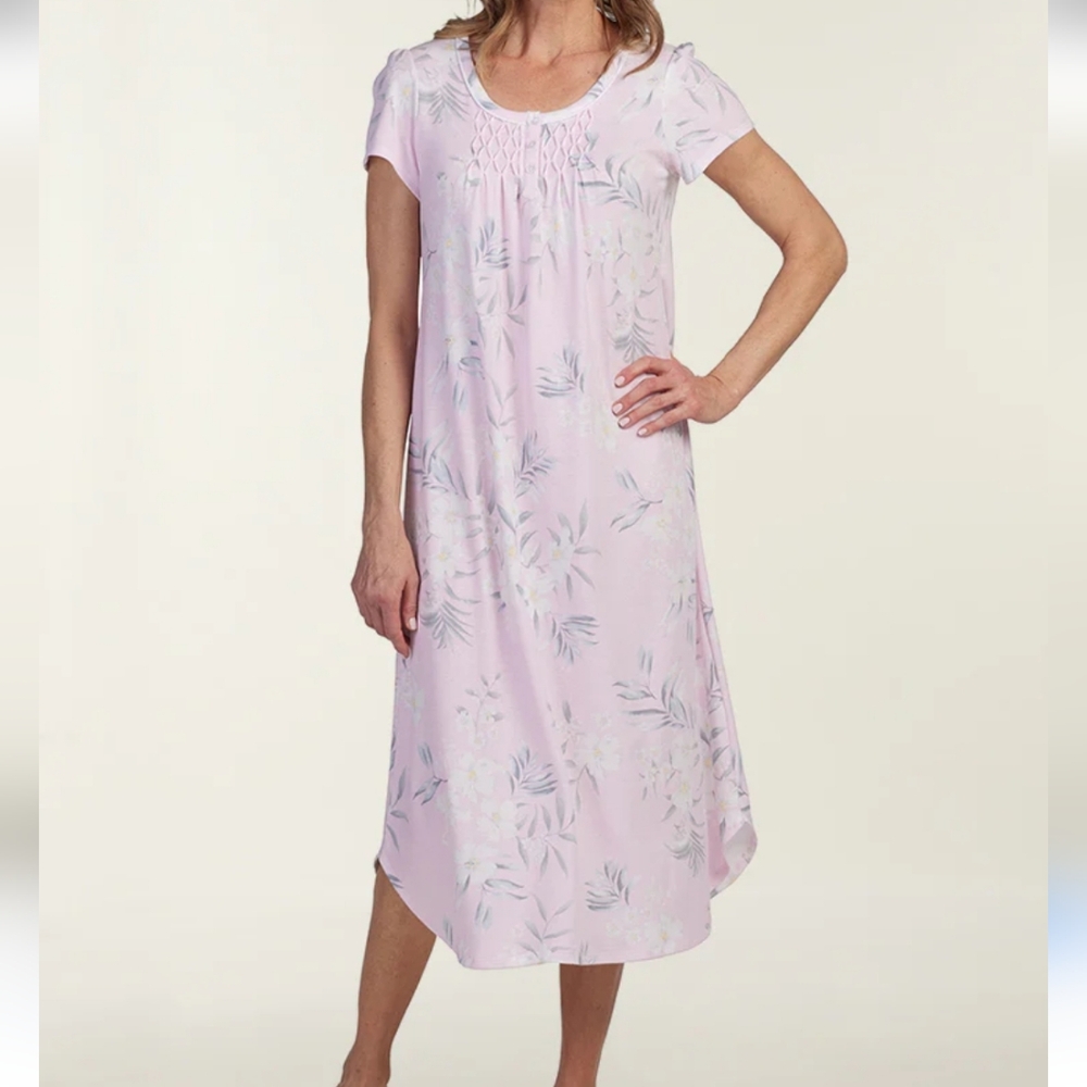Miss Elaine Pink and Gray Chemise with Flutter Sleeves
